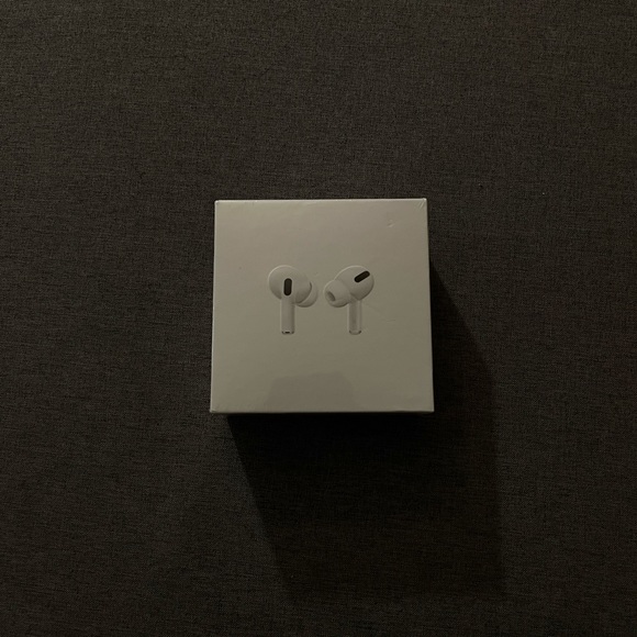 Airpods Pro’s (first gen)